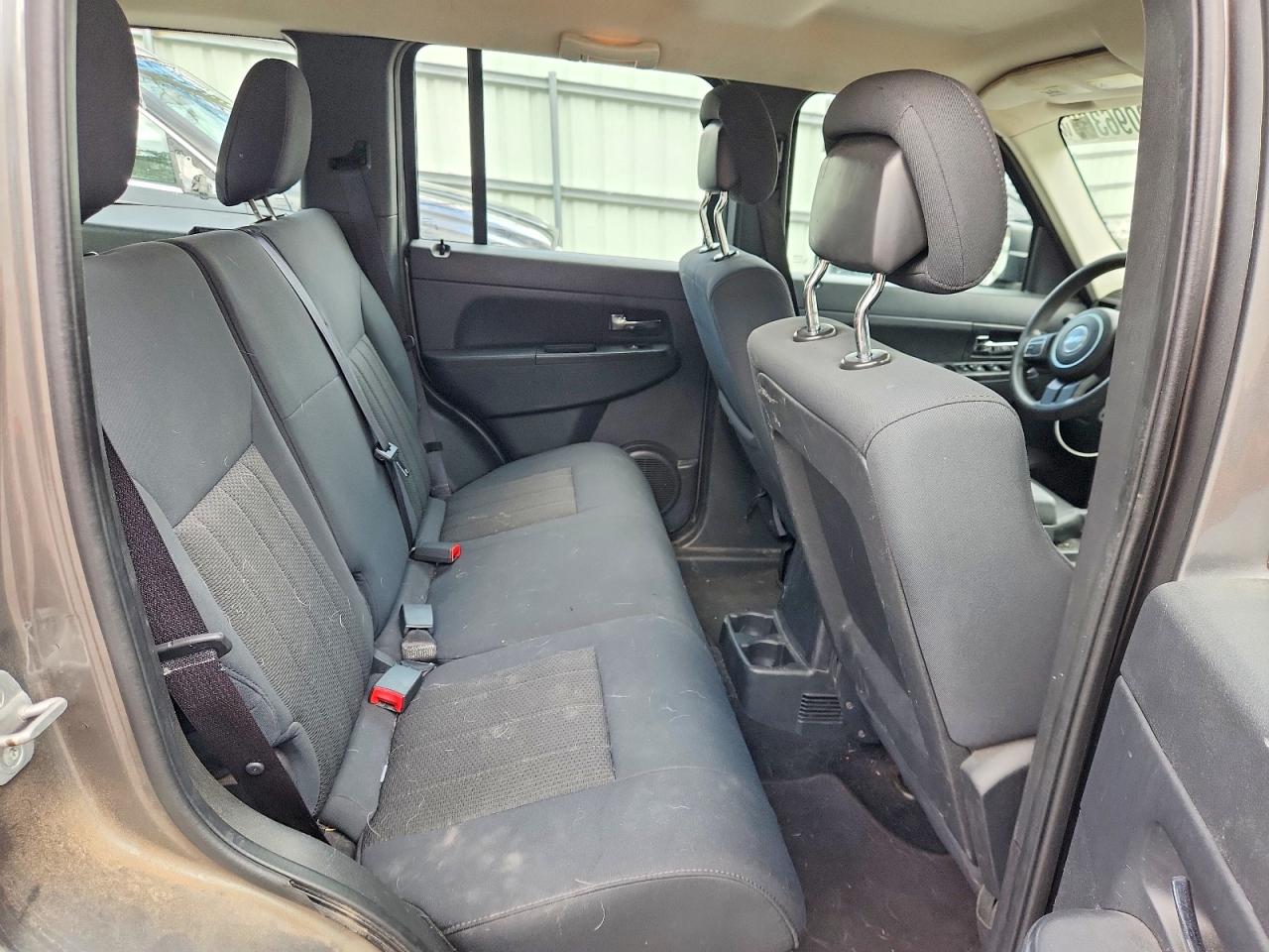 2012 JEEP LIBERTY