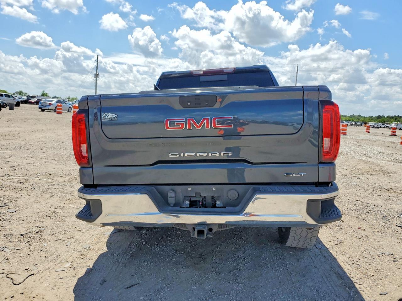 2020 GMC SIERRA