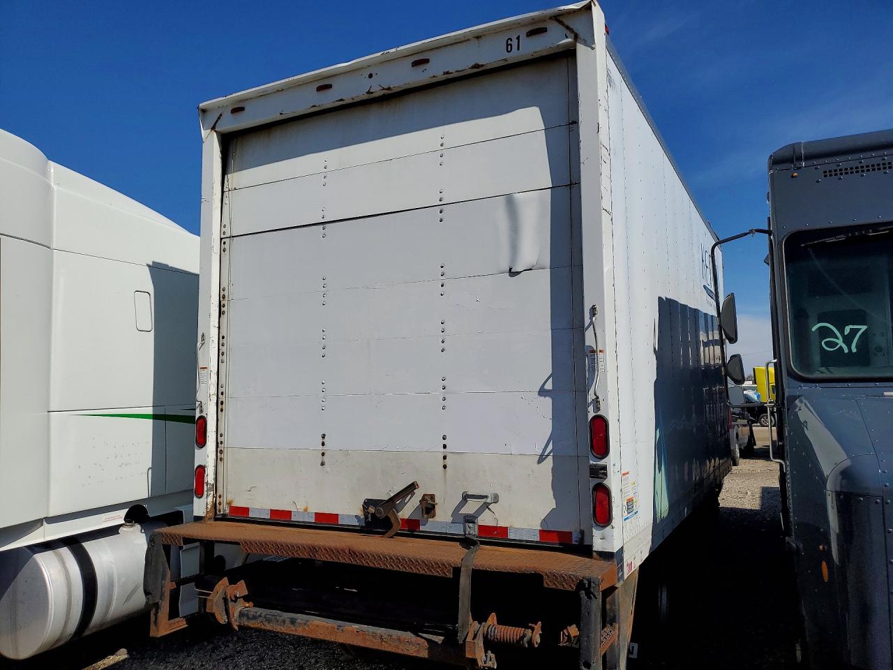 2014 MITSUBISHI FEC72S