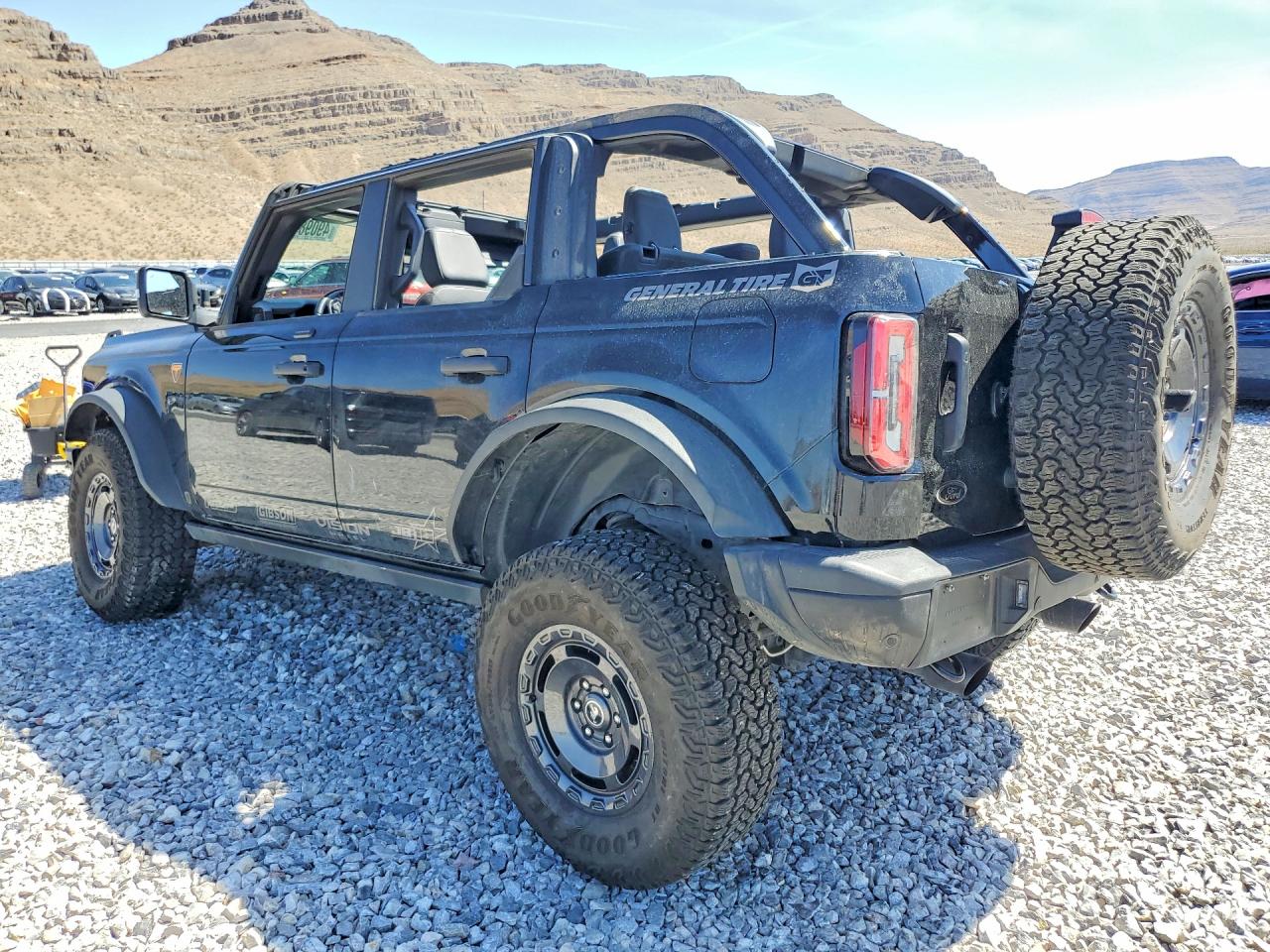 2021 FORD BRONCO