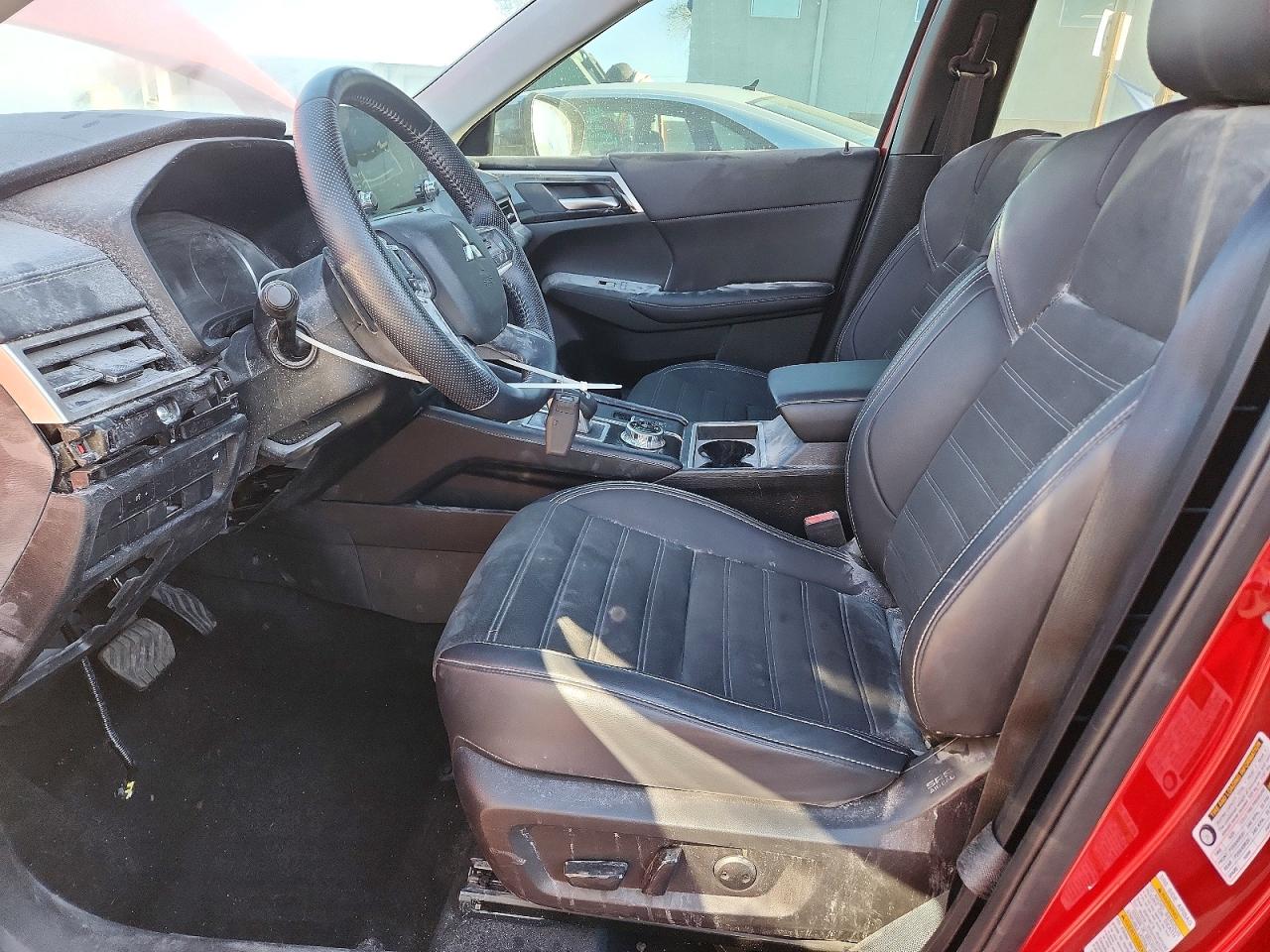 2024 MITSUBISHI OUTLANDER
