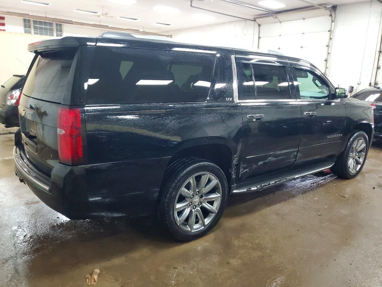 2015 CHEVROLET SUBURBAN