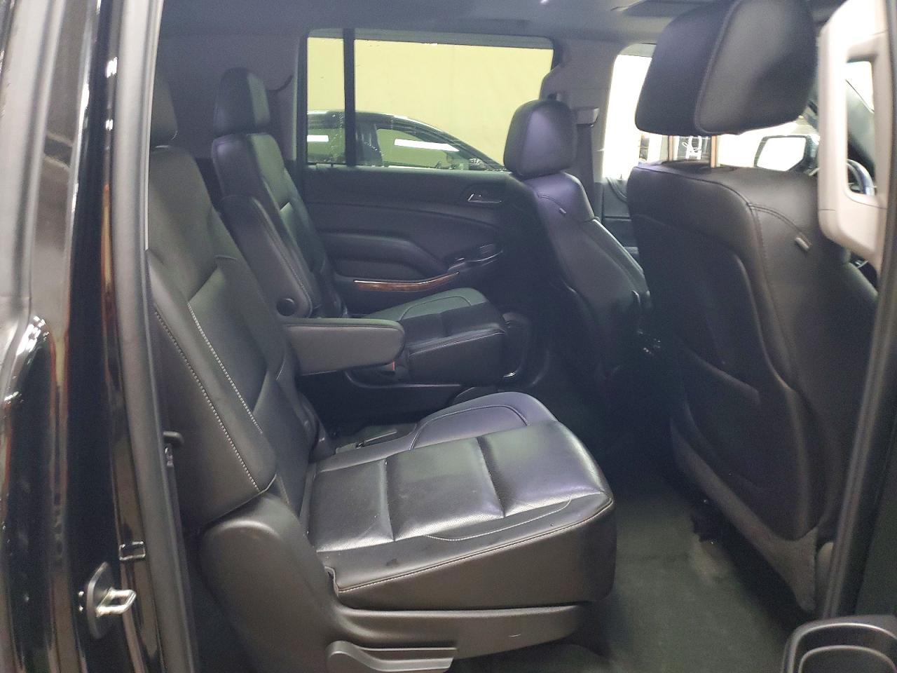 2015 CHEVROLET SUBURBAN