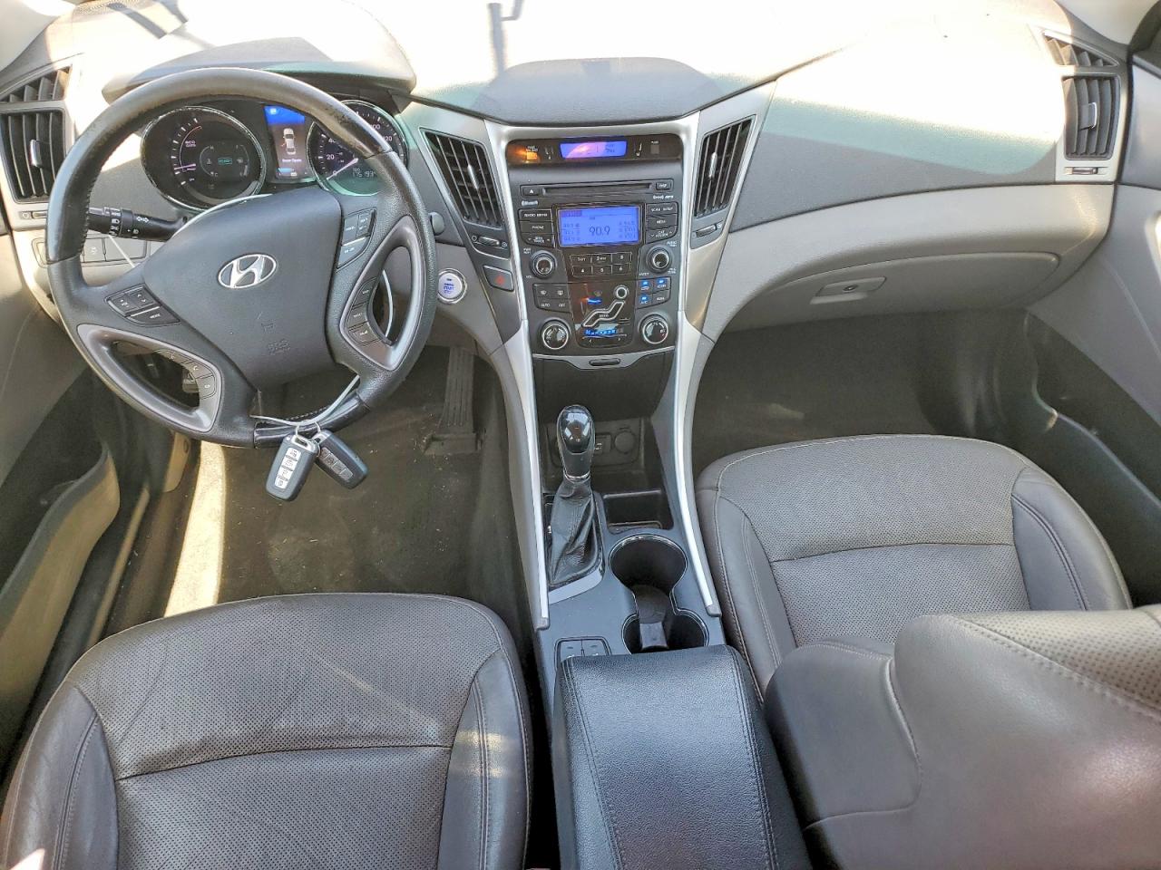 2012 HYUNDAI SONATA