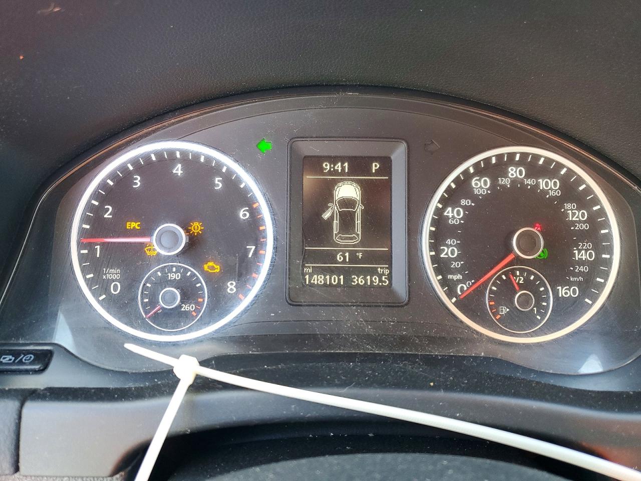 2016 VOLKSWAGEN TIGUAN