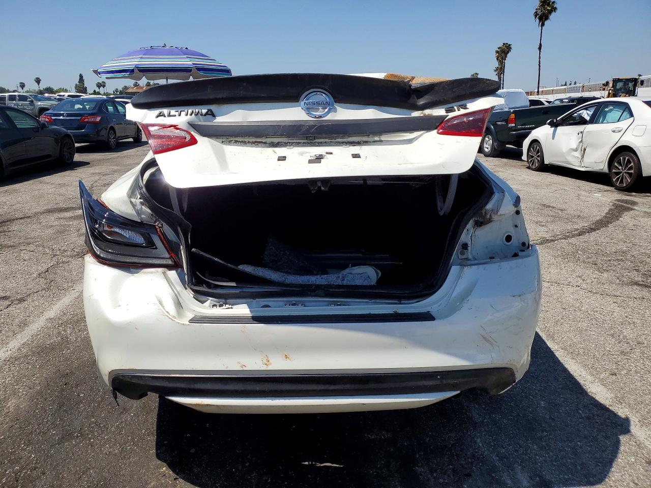 2017 NISSAN ALTIMA