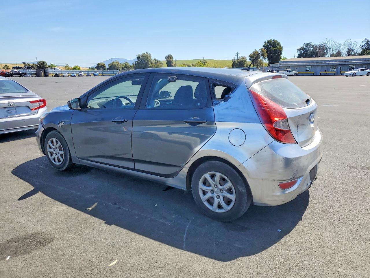 2012 HYUNDAI ACCENT