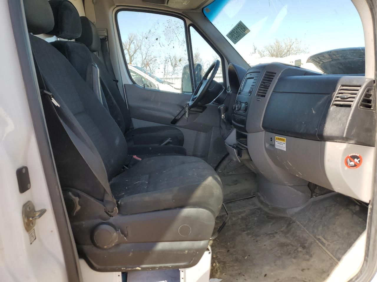 2016 OTHER HEAVY EQUIPMENT SPRINTER
