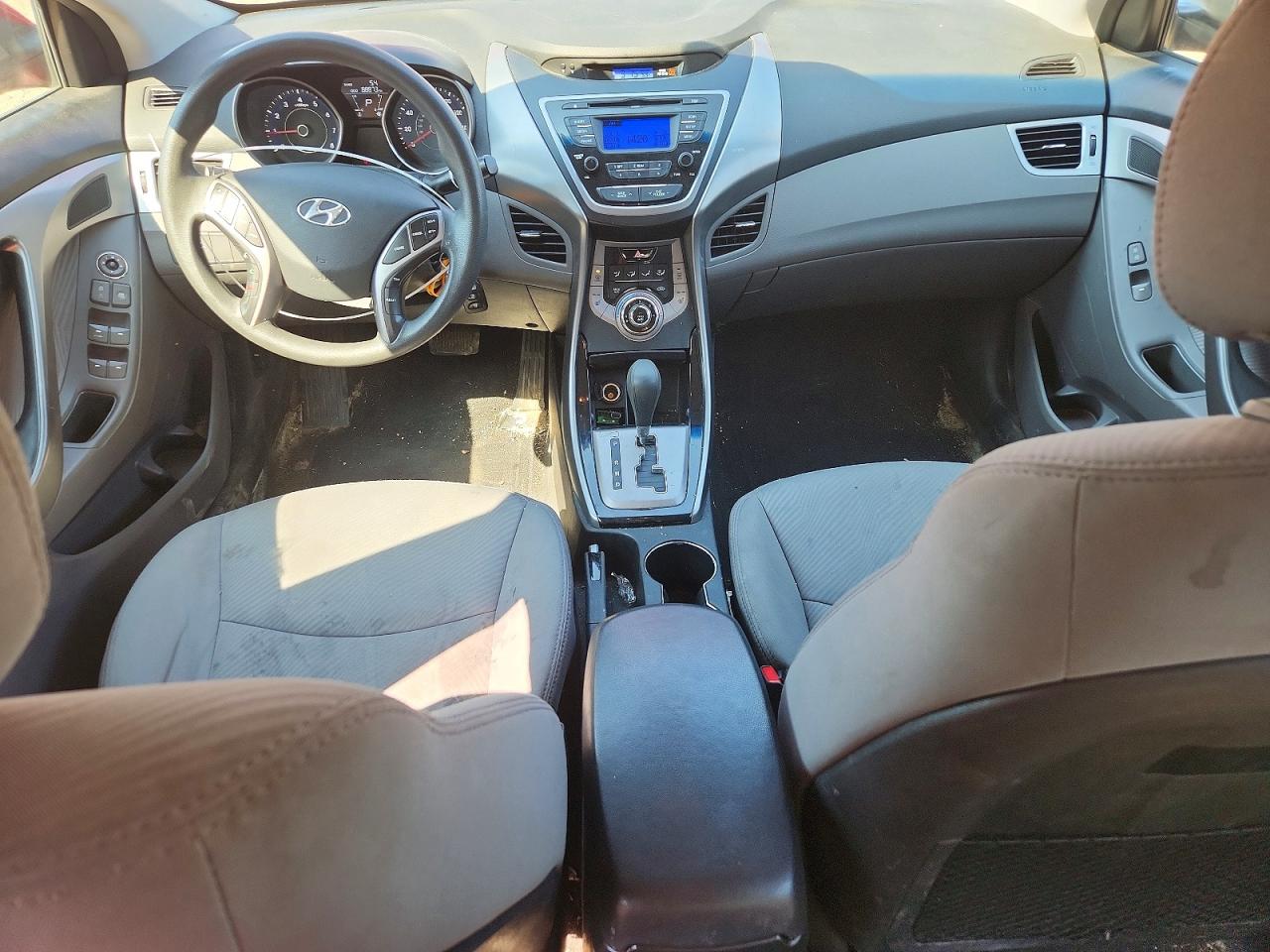 2013 HYUNDAI ELANTRA