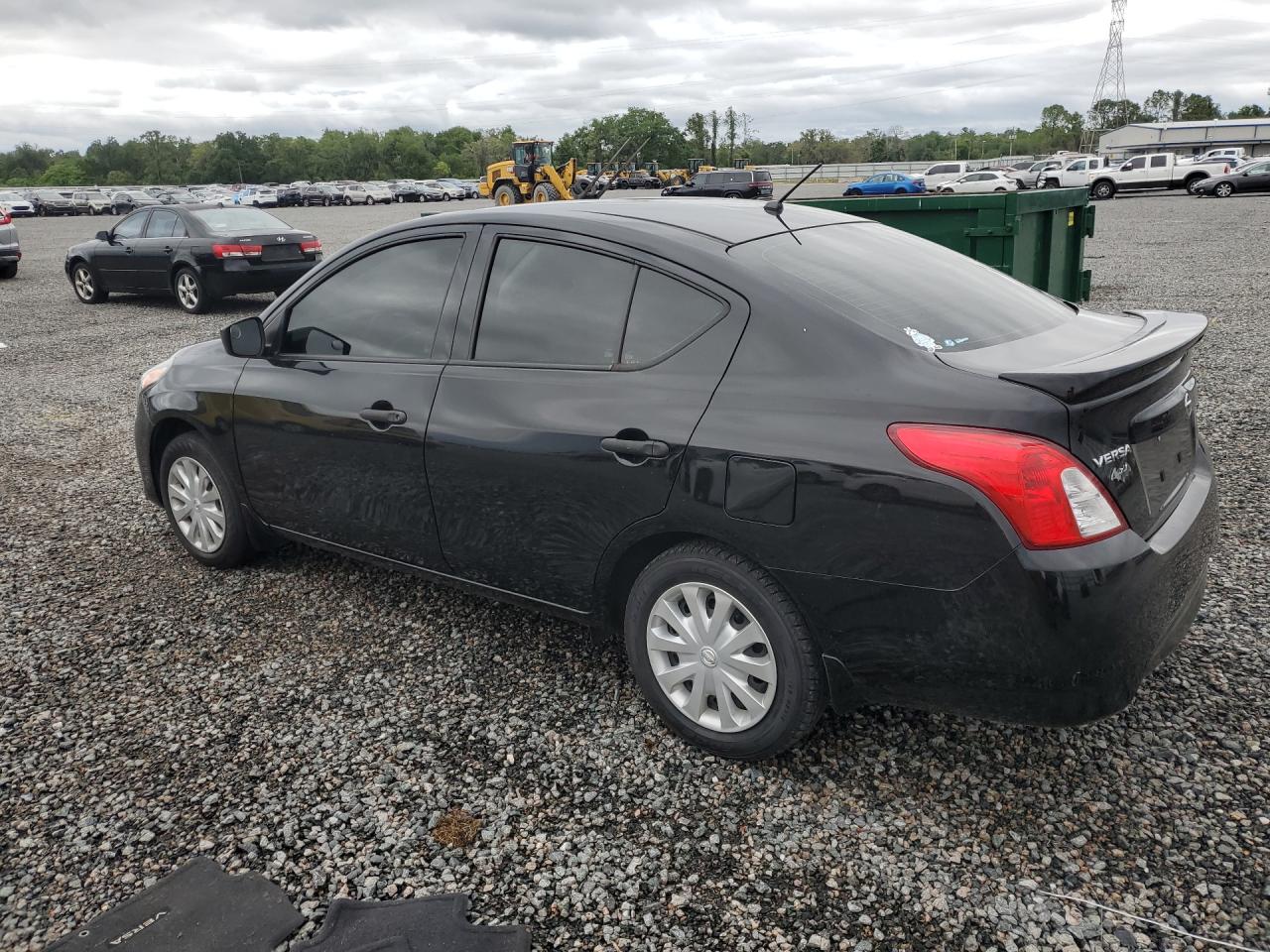 2019 NISSAN VERSA