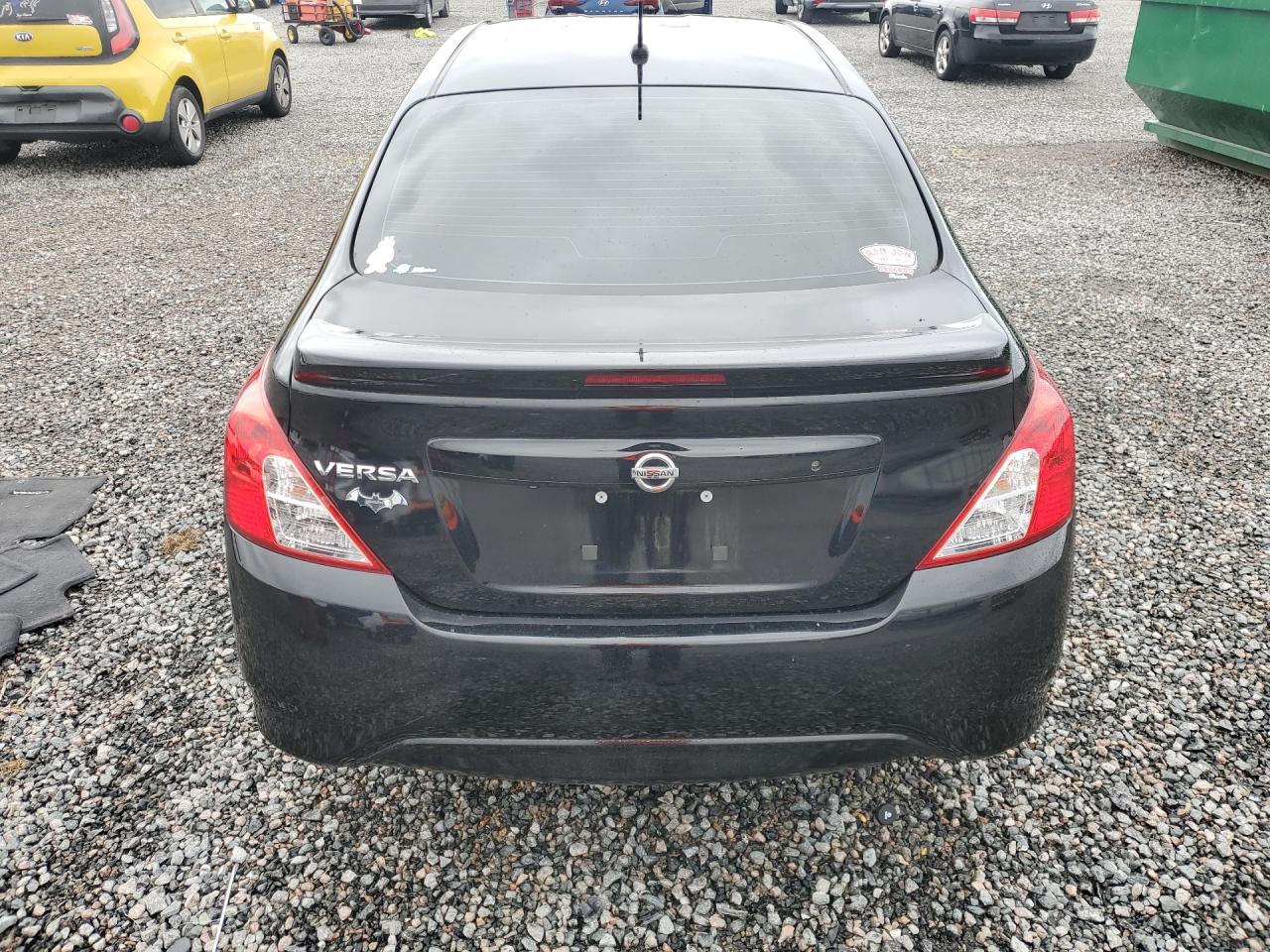 2019 NISSAN VERSA