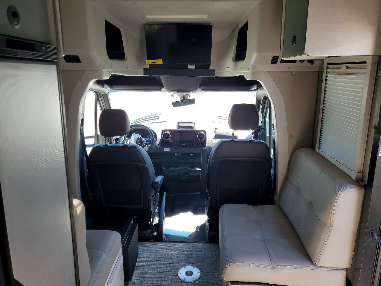 2025 MERCEDES-BENZ SPRINTER
