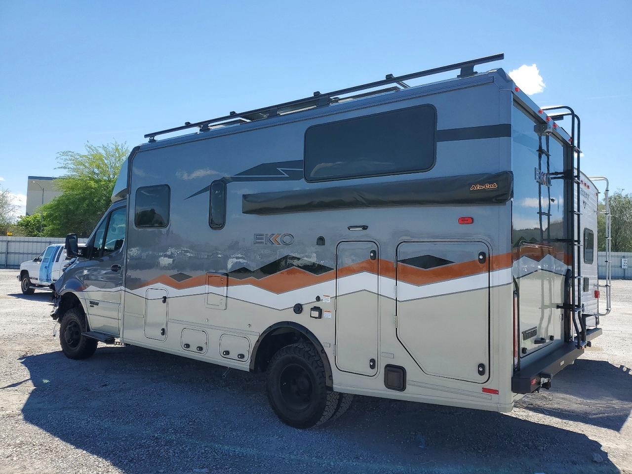 2025 MERCEDES-BENZ SPRINTER