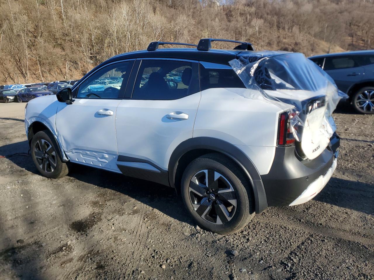 2026 NISSAN KICKS