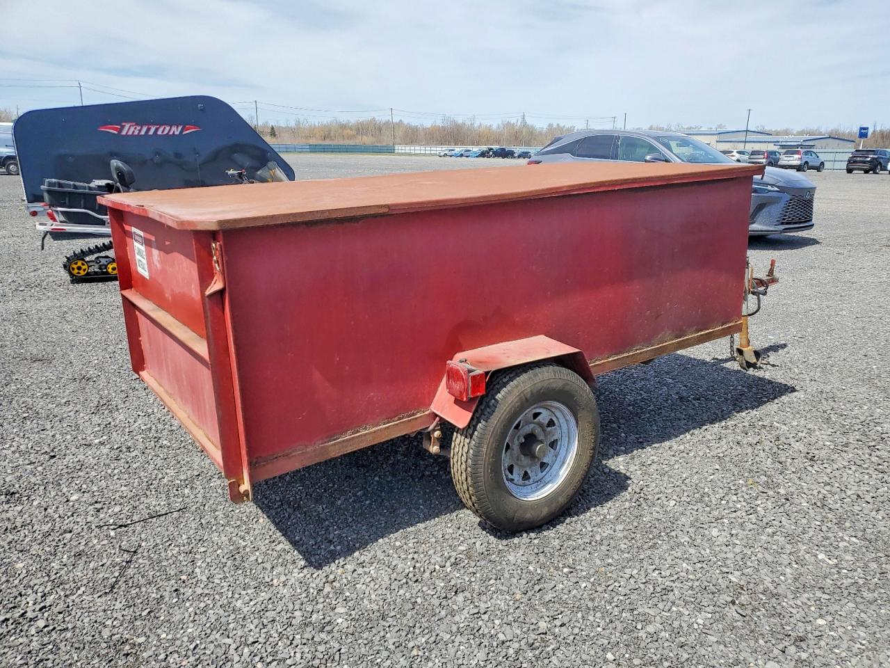 2001 TRAIL KING TRAILER