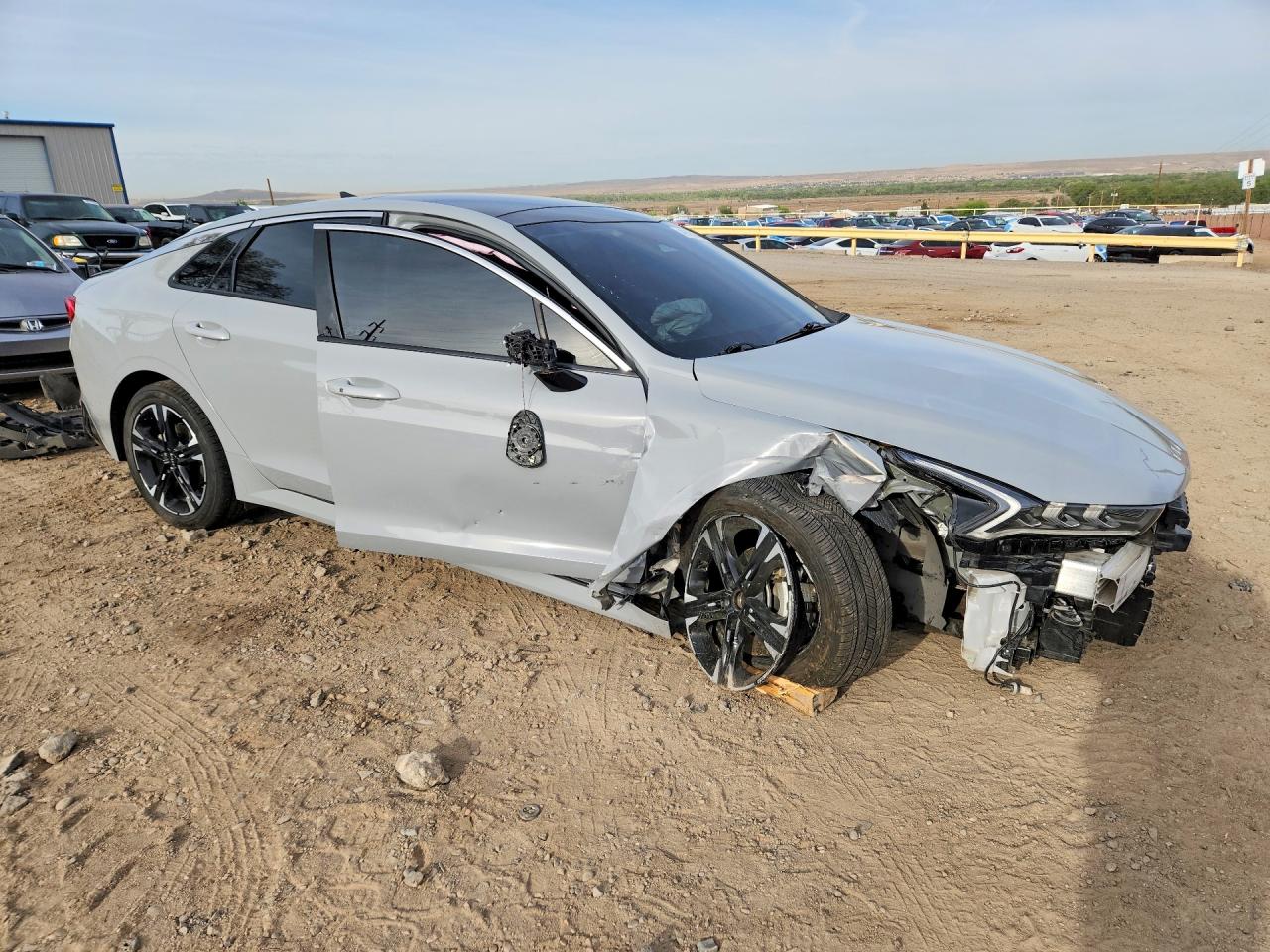 2023 KIA K5