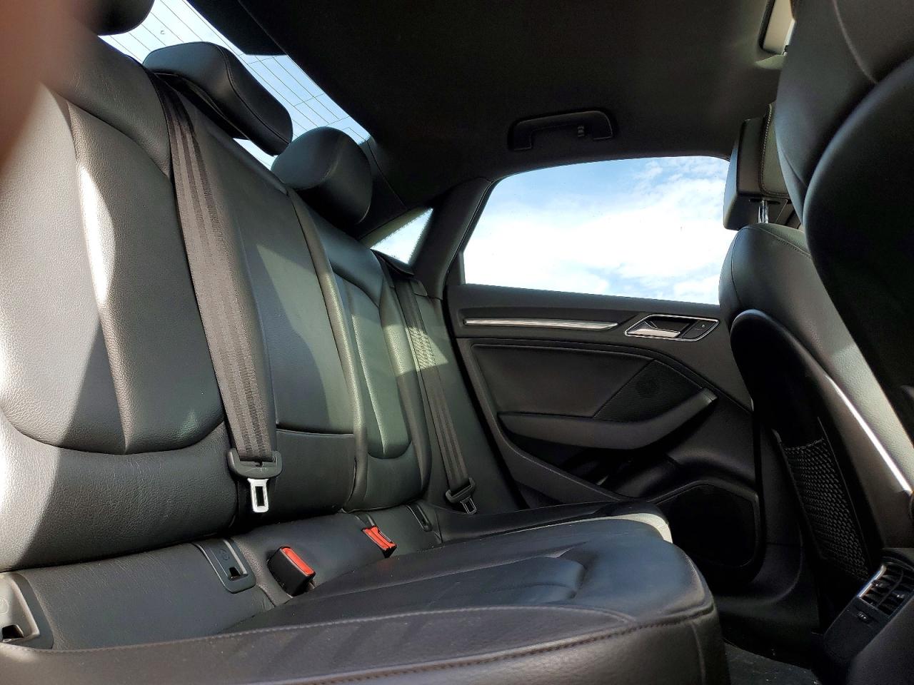 2015 AUDI A3