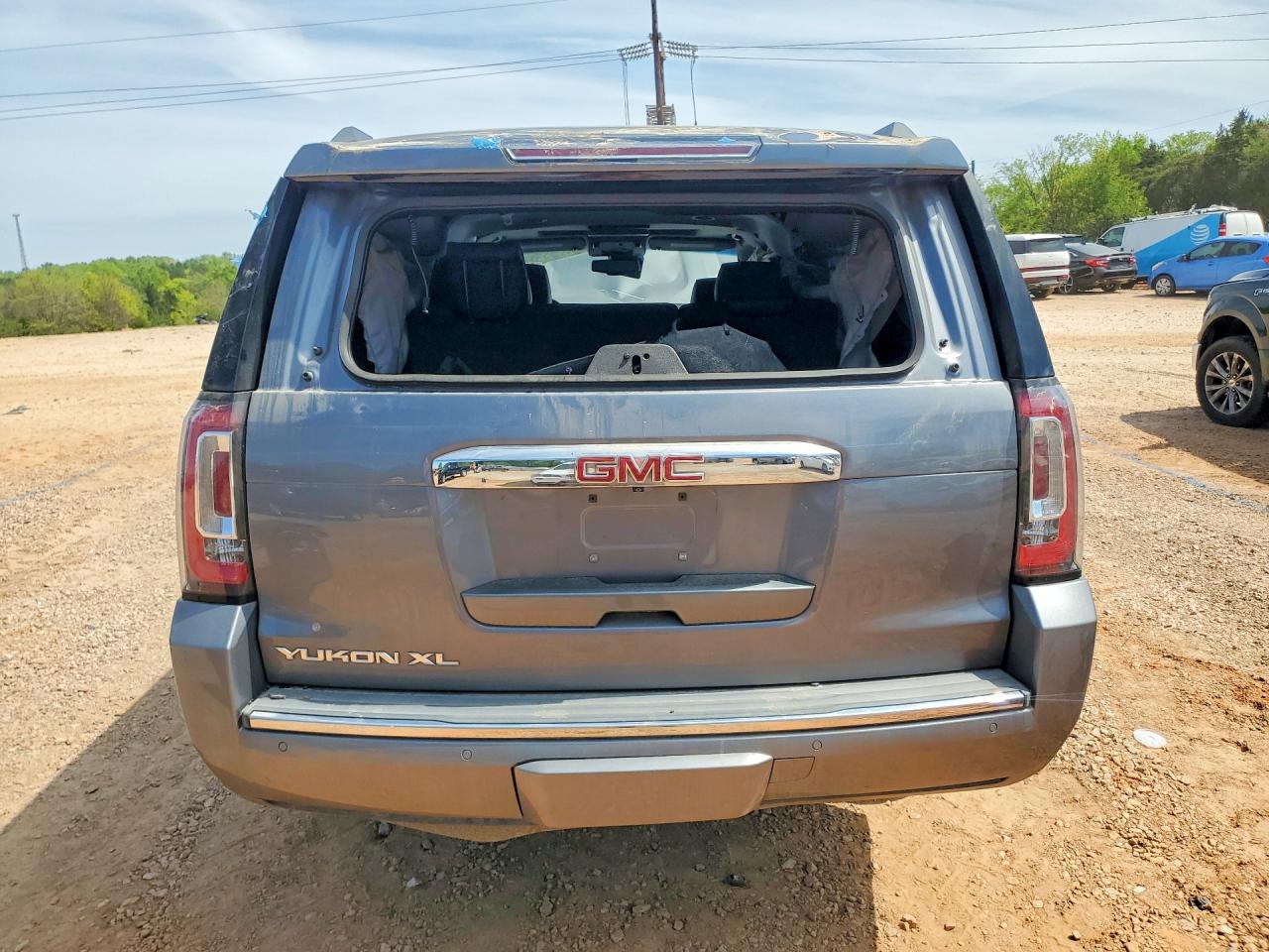 2018 GMC YUKON