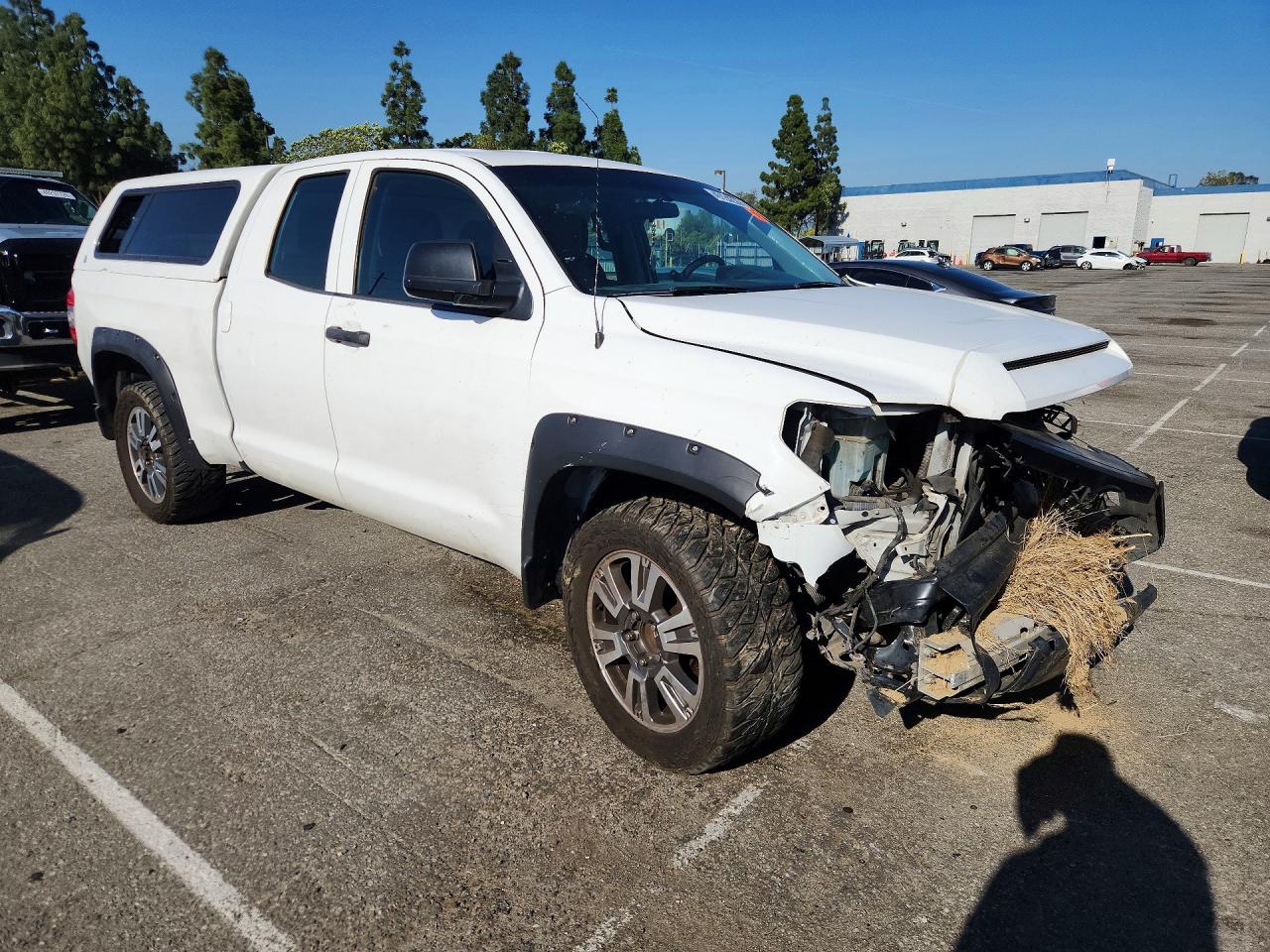 2016 TOYOTA TUNDRA