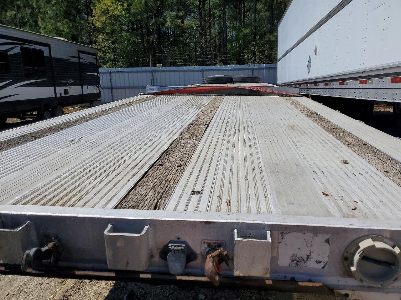 2000 EAST TEXAS LONG TRAILERS