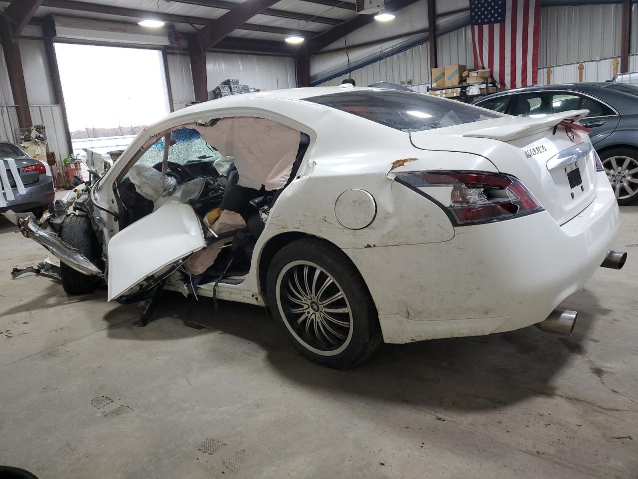 2012 NISSAN MAXIMA