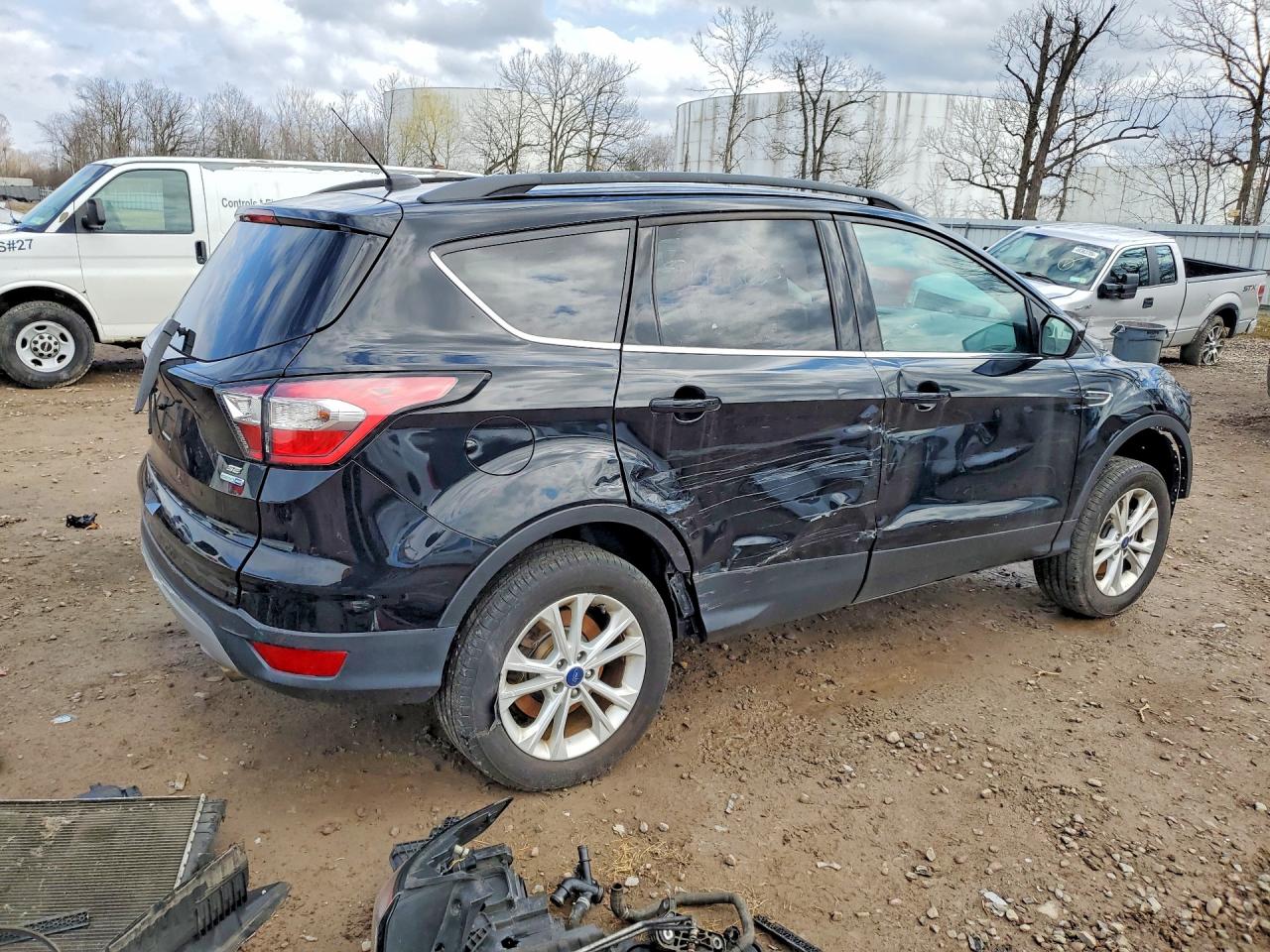 2017 FORD ESCAPE