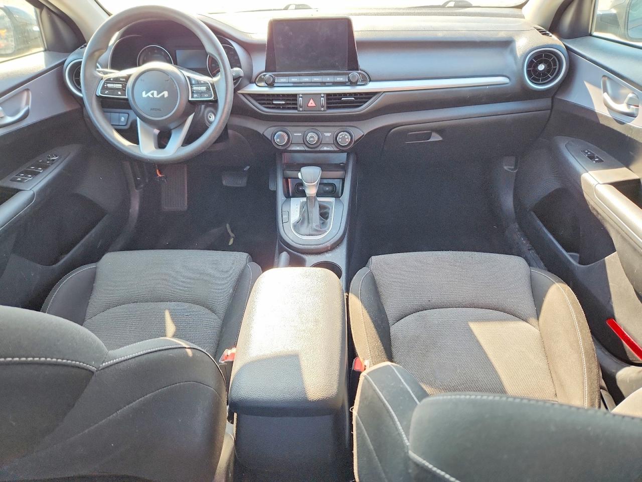 2024 KIA FORTE