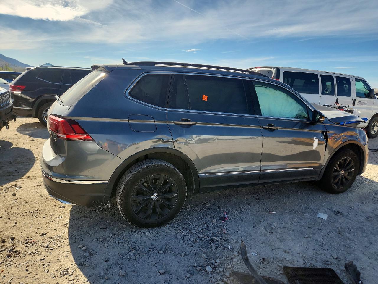 2018 VOLKSWAGEN TIGUAN