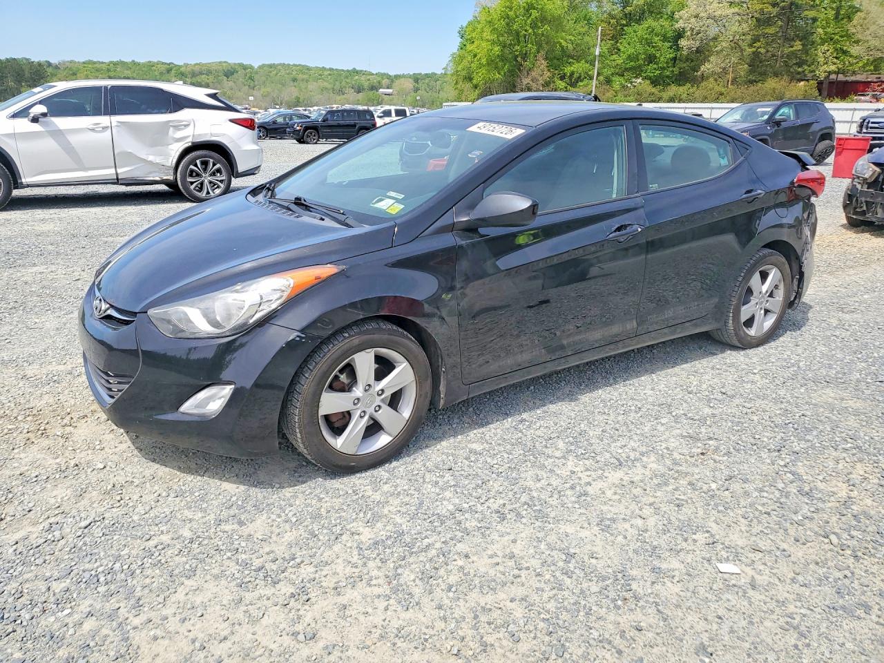 2013 HYUNDAI ELANTRA
