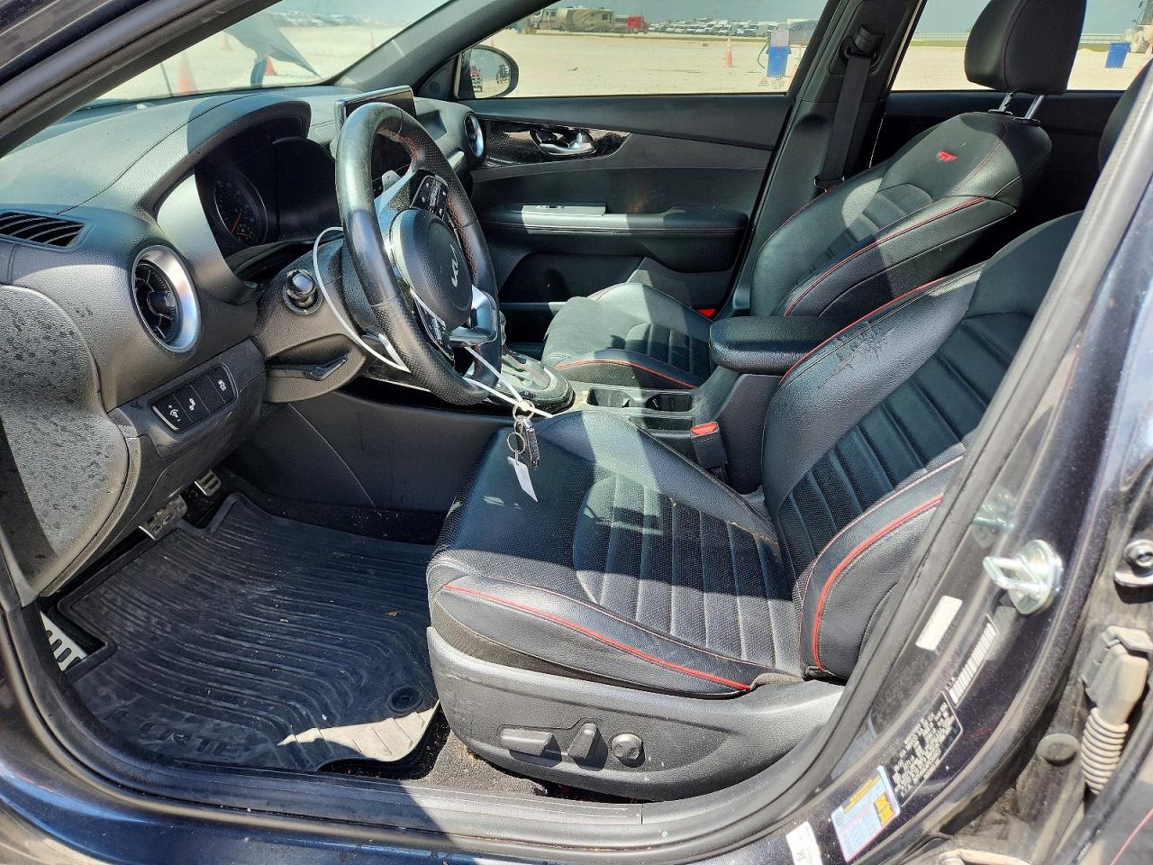 2023 KIA FORTE