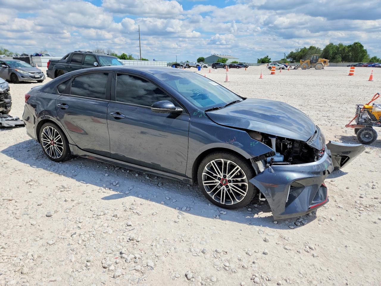 2023 KIA FORTE