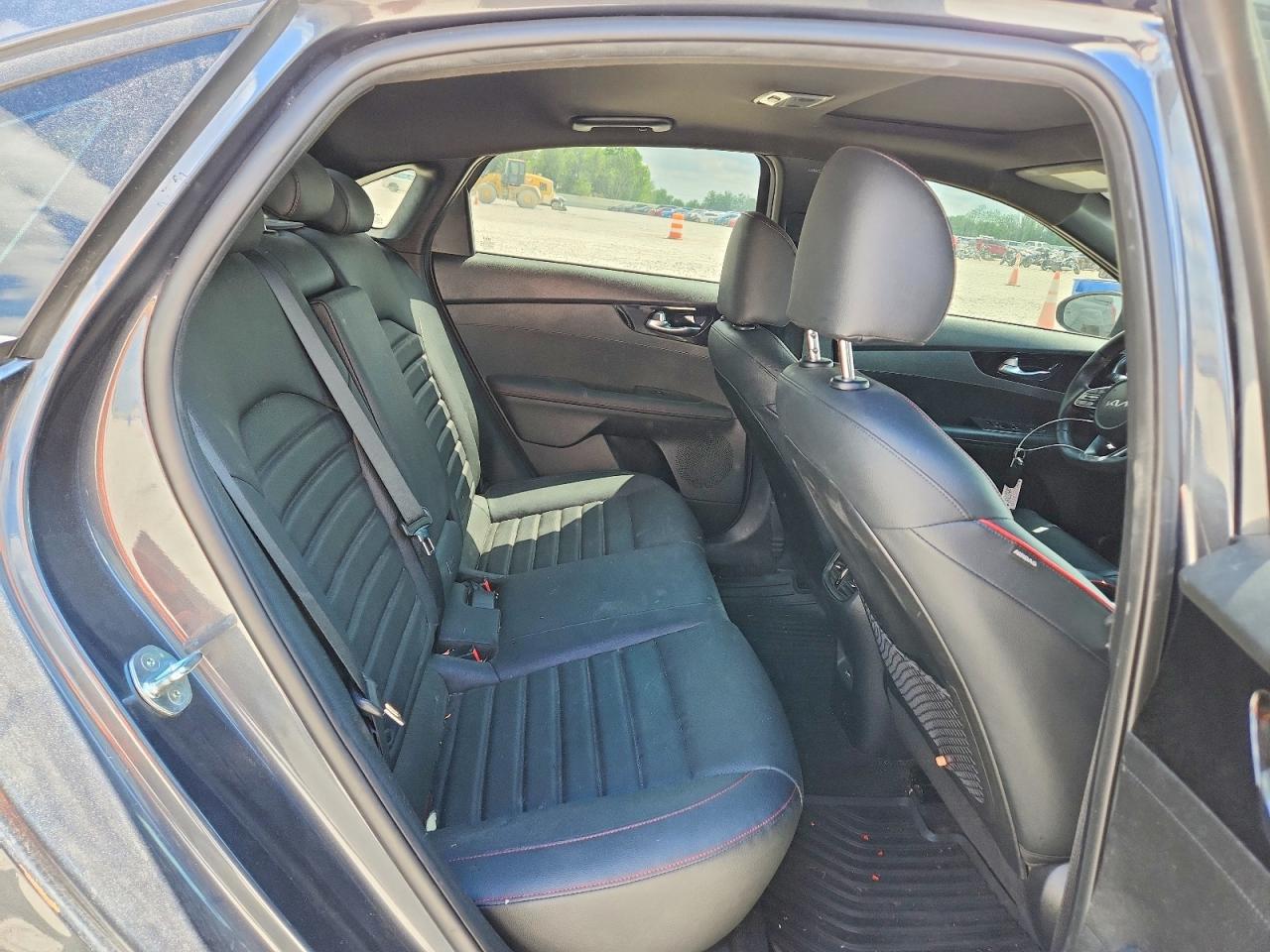 2023 KIA FORTE