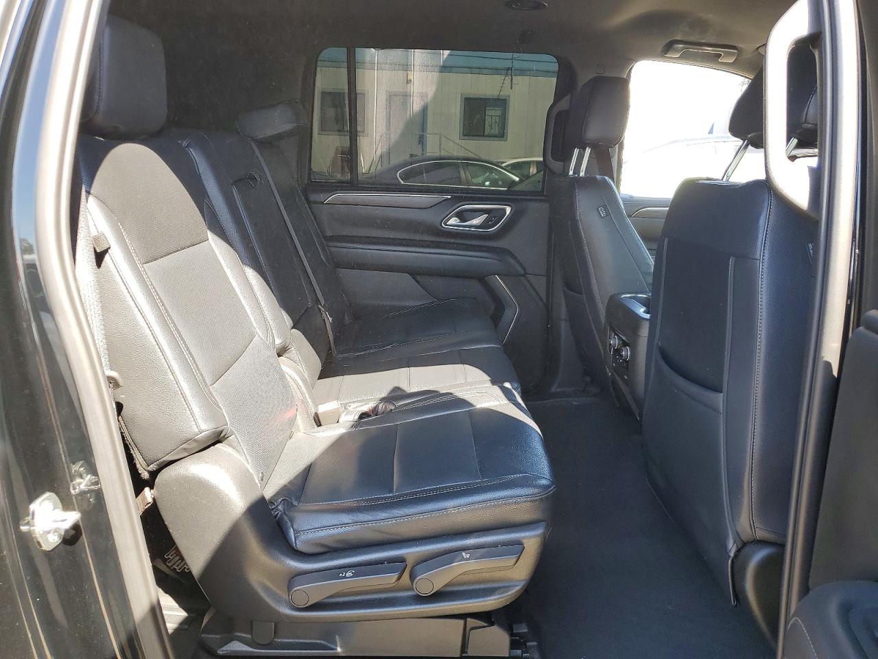 2023 CHEVROLET SUBURBAN