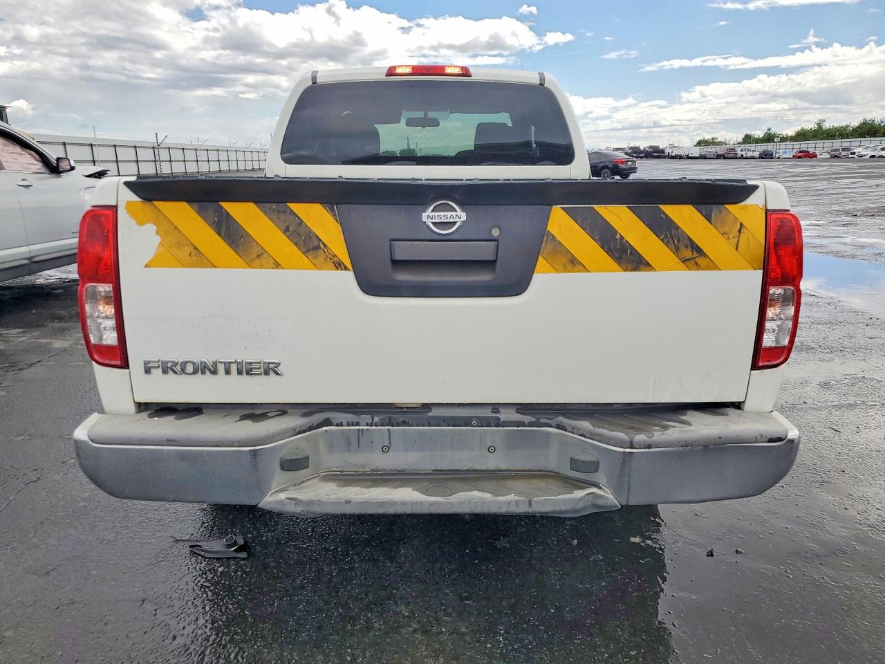 2013 NISSAN FRONTIER