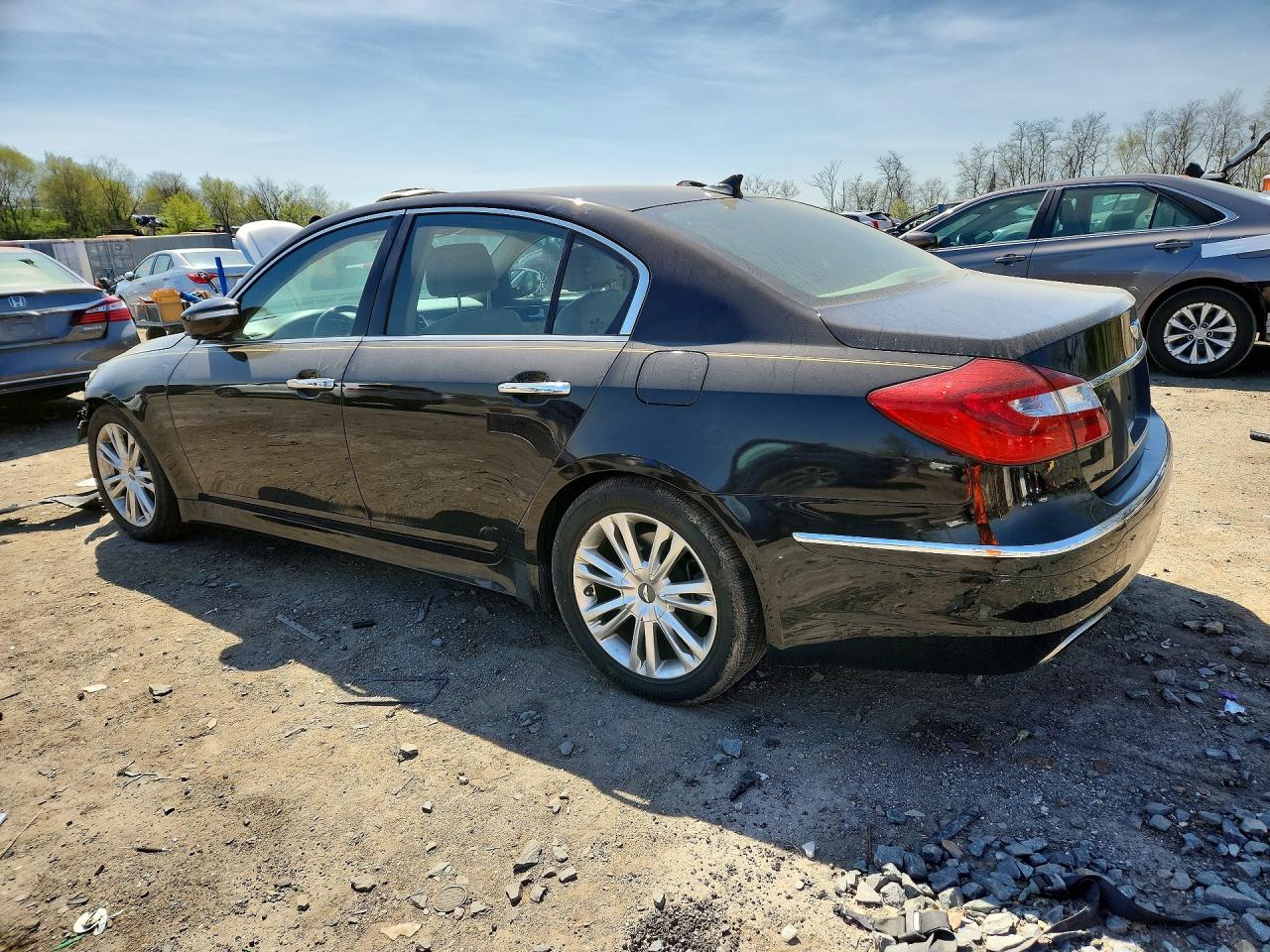 2014 HYUNDAI GENESIS