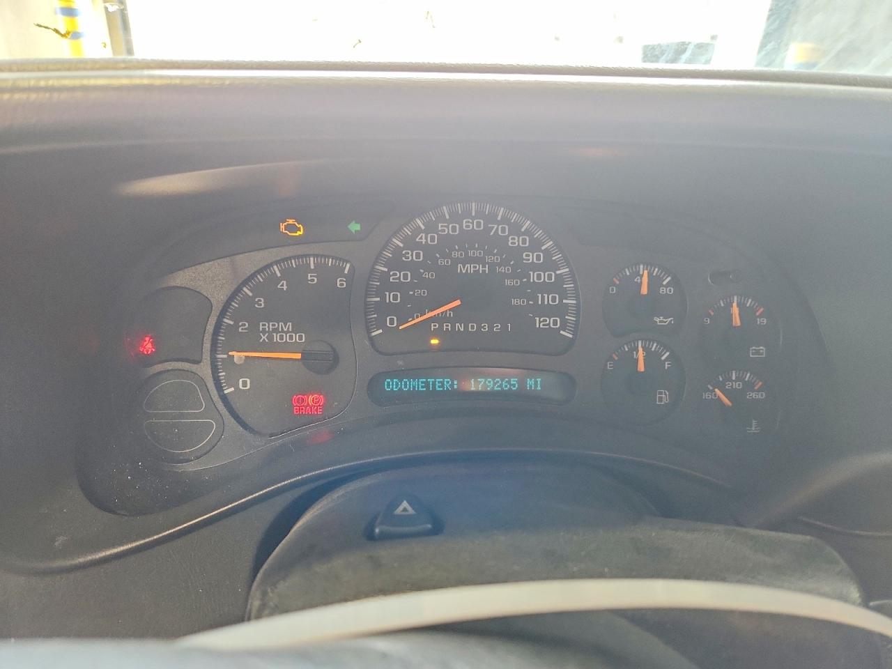 2004 GMC SIERRA