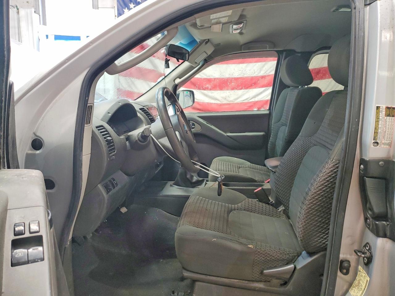 2007 NISSAN FRONTIER