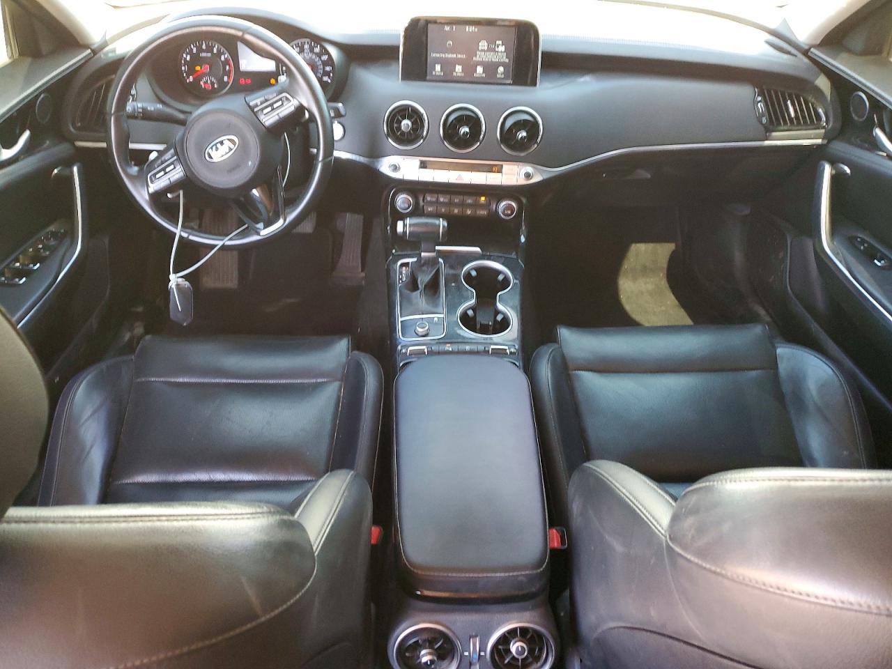 2019 KIA STINGER