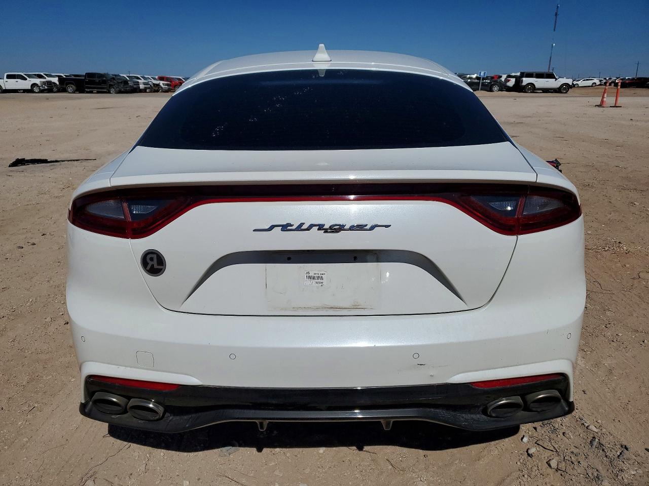 2019 KIA STINGER