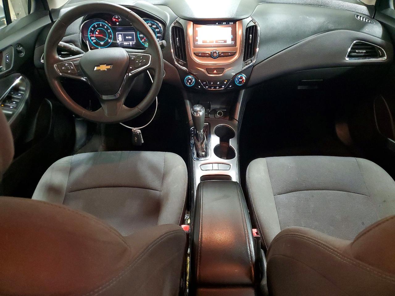 2017 CHEVROLET CRUZE