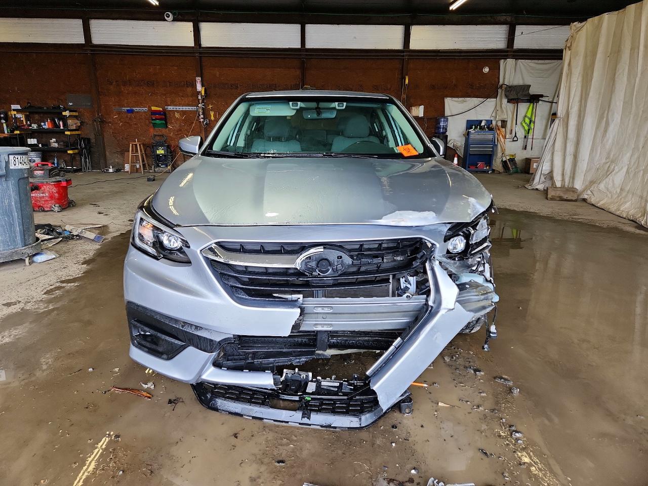 2022 SUBARU LEGACY