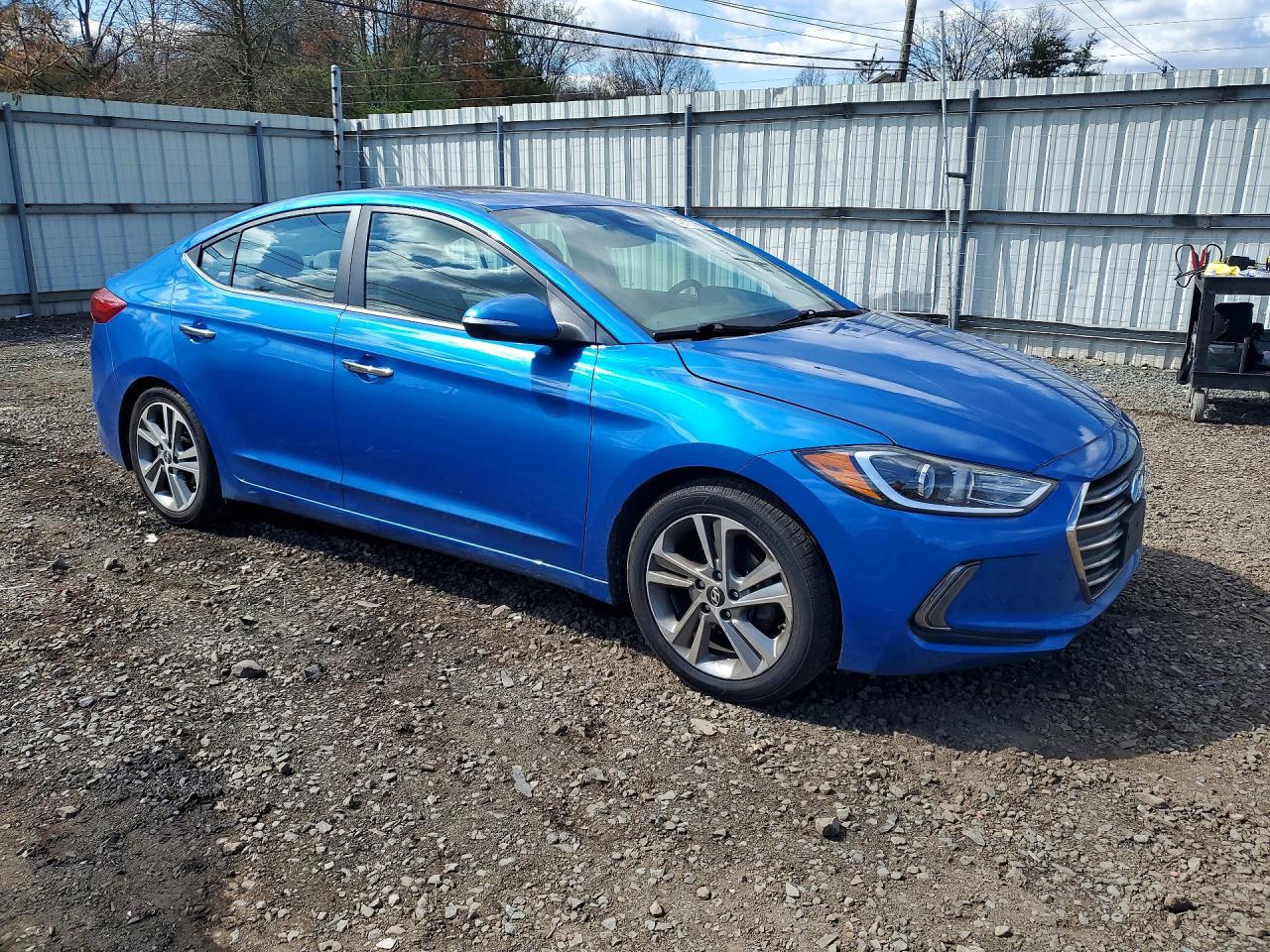 2017 HYUNDAI ELANTRA