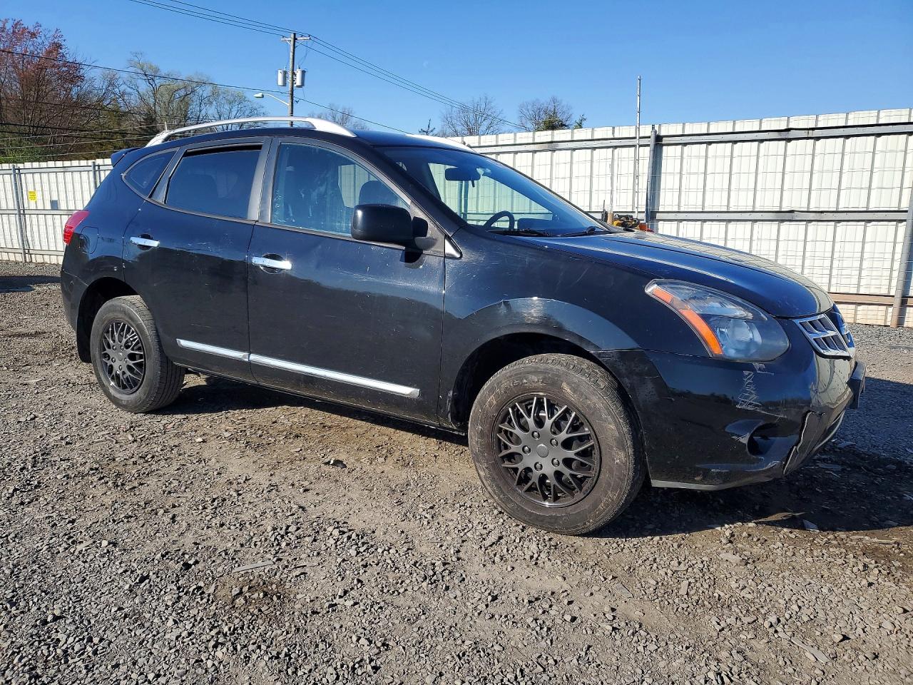 2014 NISSAN ROGUE