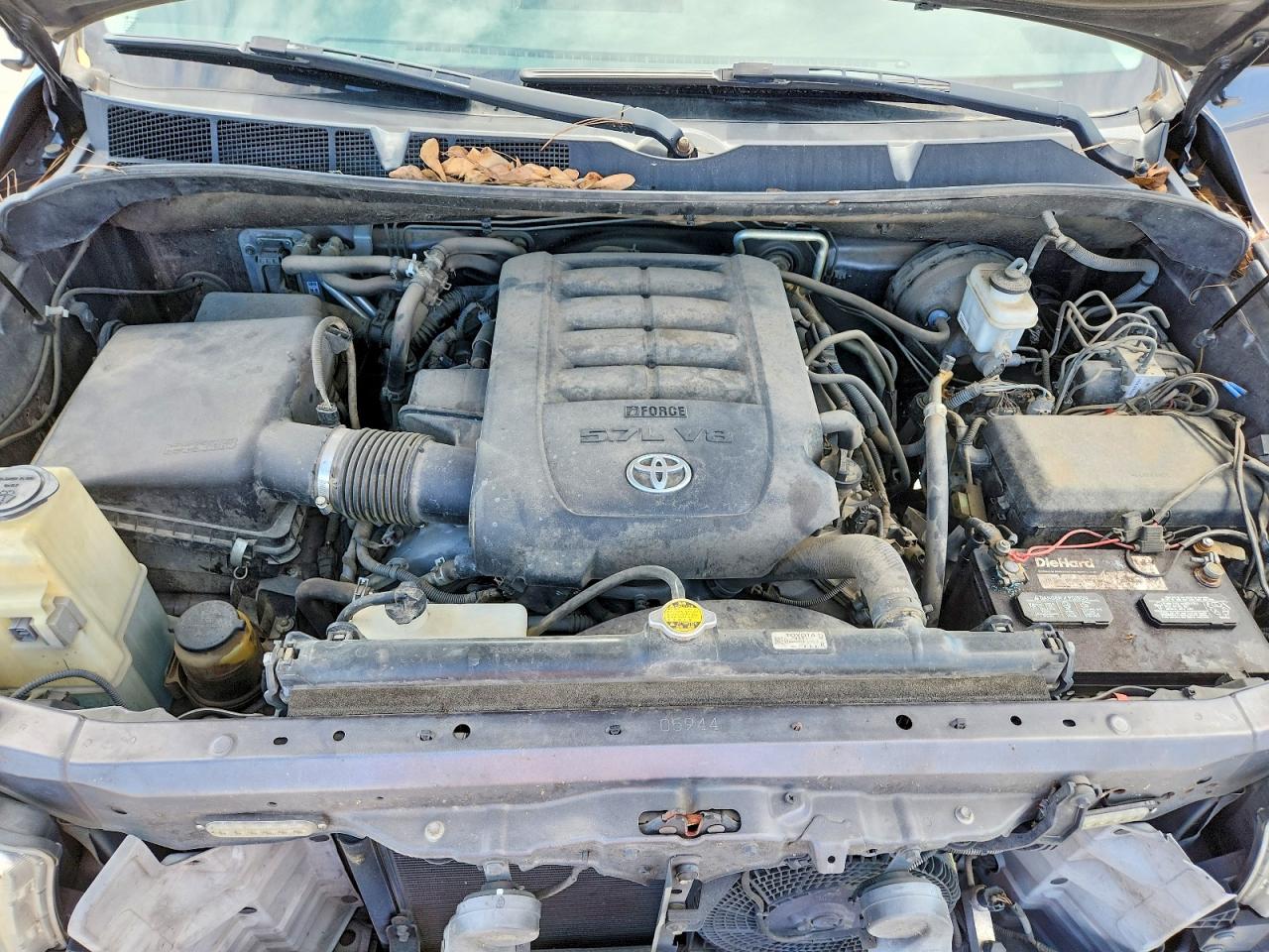 2013 TOYOTA SEQUOIA