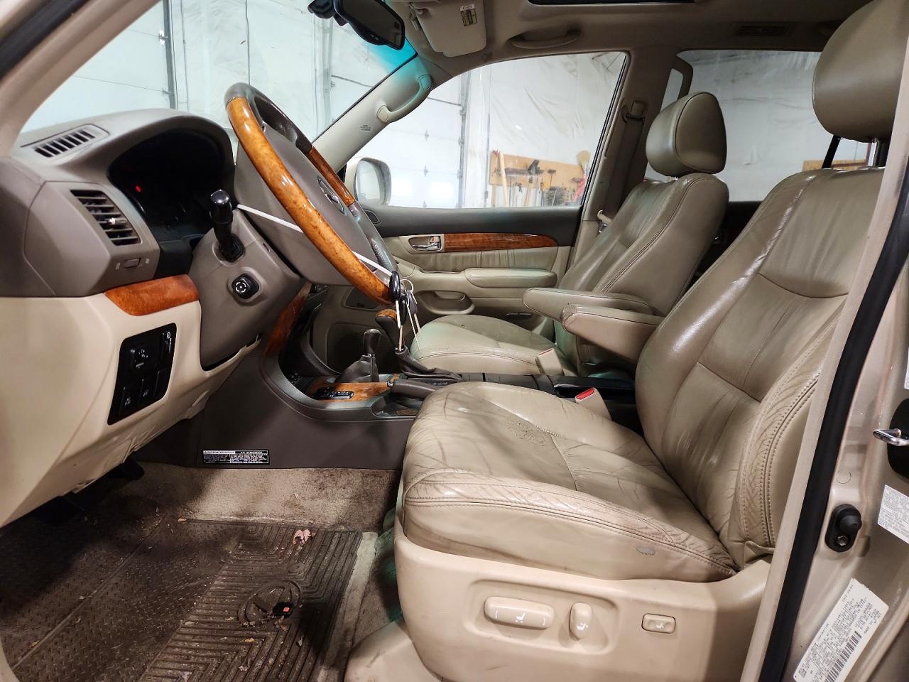 2003 LEXUS GX