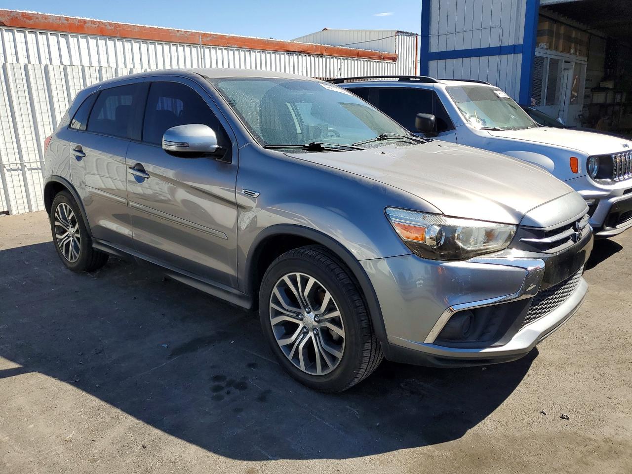 2018 MITSUBISHI OUTLANDER