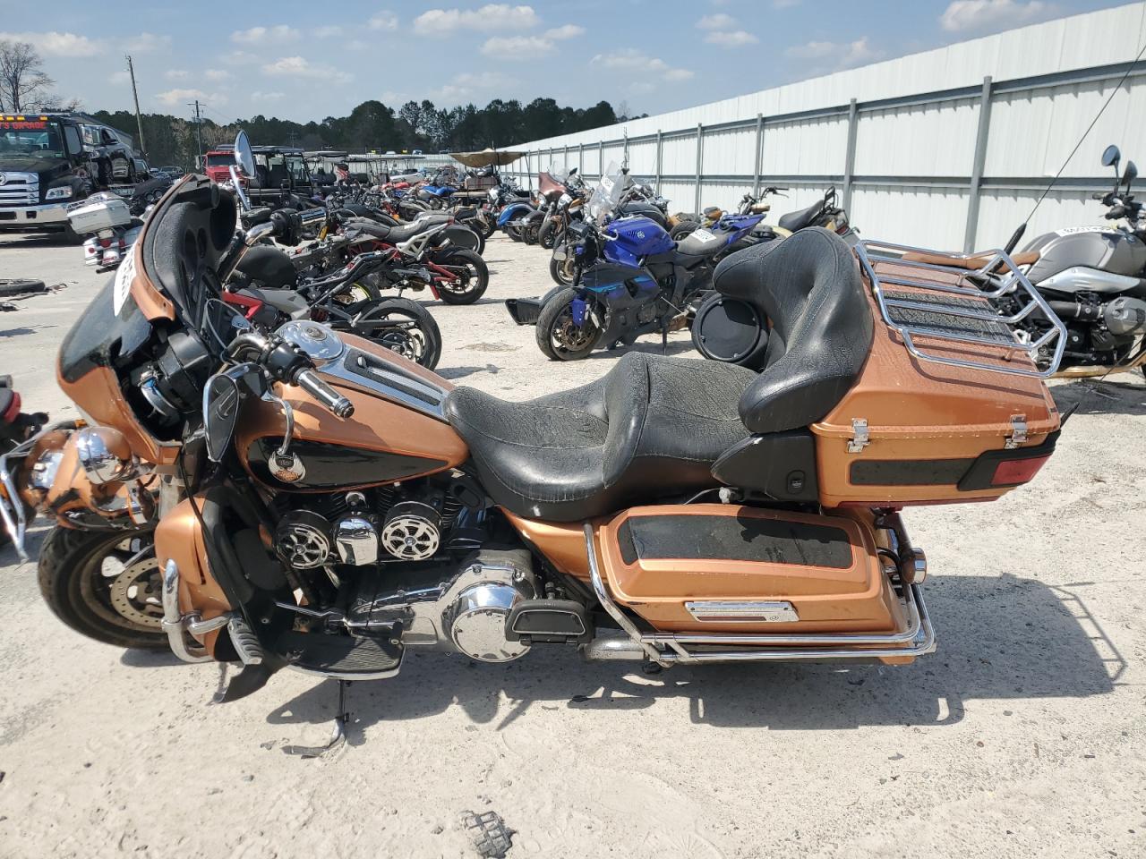2008 HARLEY-DAVIDSON FLHTCUI 10