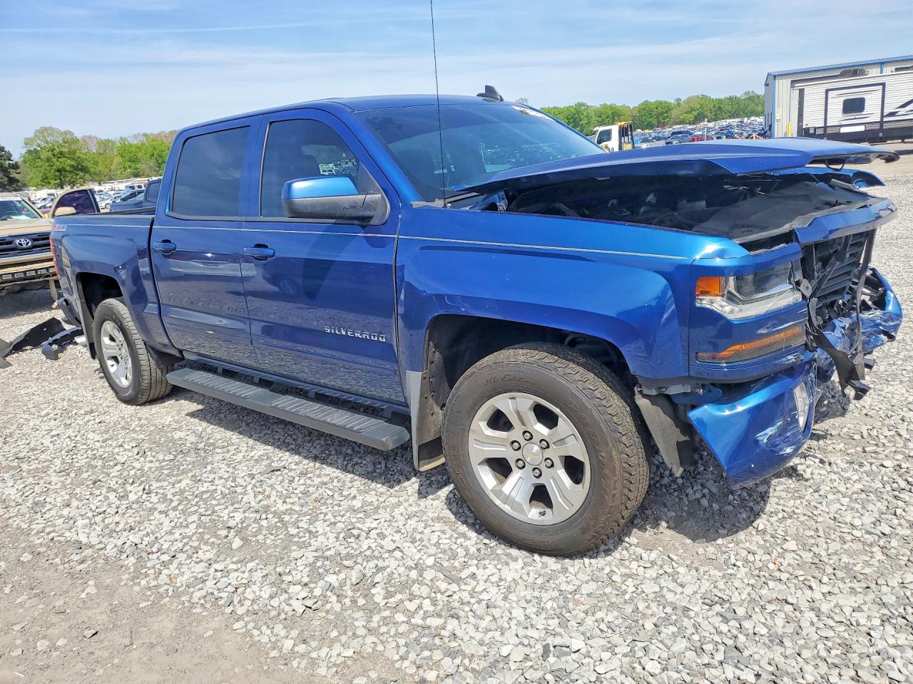 2017 CHEVROLET SILVERADO
