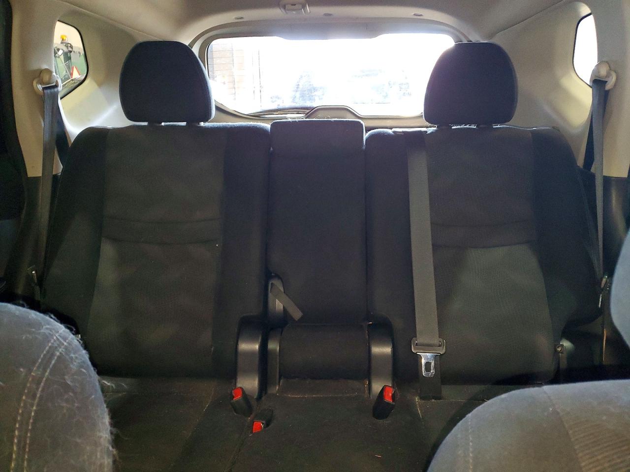 2016 NISSAN ROGUE