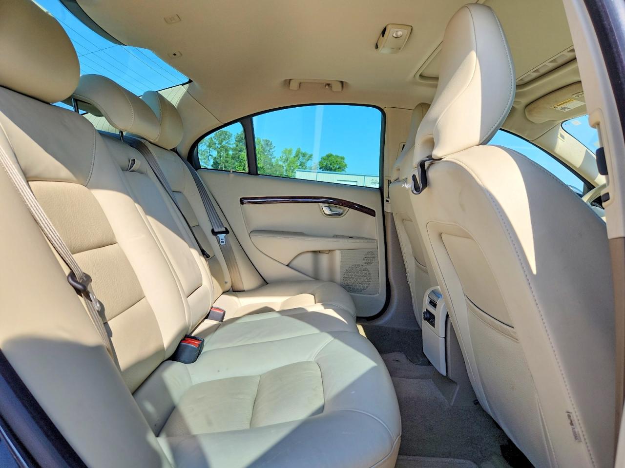2012 VOLVO S80